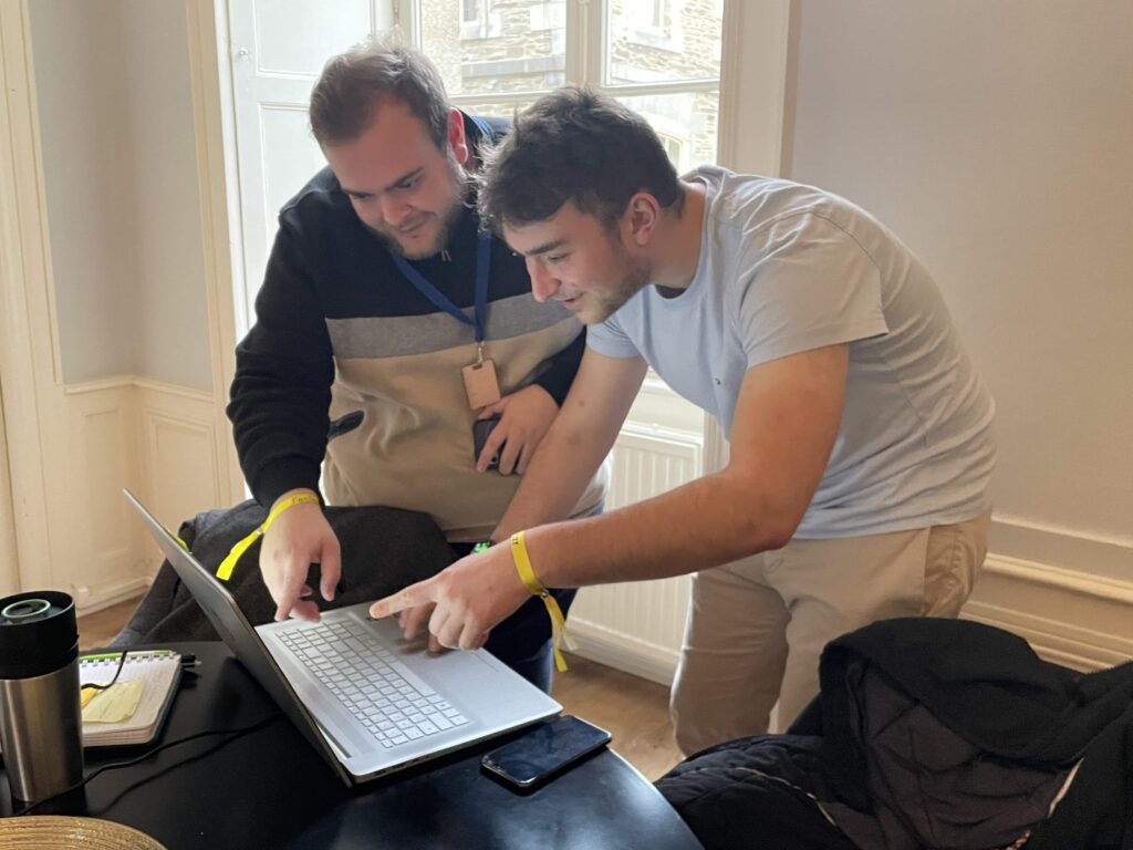 Epitech Rennes&nbsp;: premier hackathon pour les étudiants Pré-MSc au DataMix 2022
