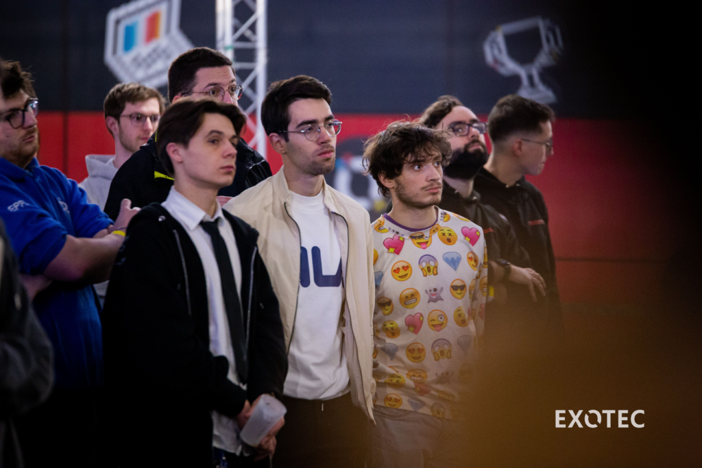 Étudiants Epitech Lyon vainqueurs de l'exolegend 2025 hackathon programmation IA intelligence artificielle